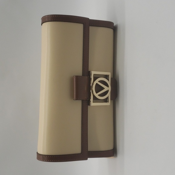 1395- Valentino by Mario Valentino Made In  Italy Genuine Italian Leather NWT - Picture 3 of 12